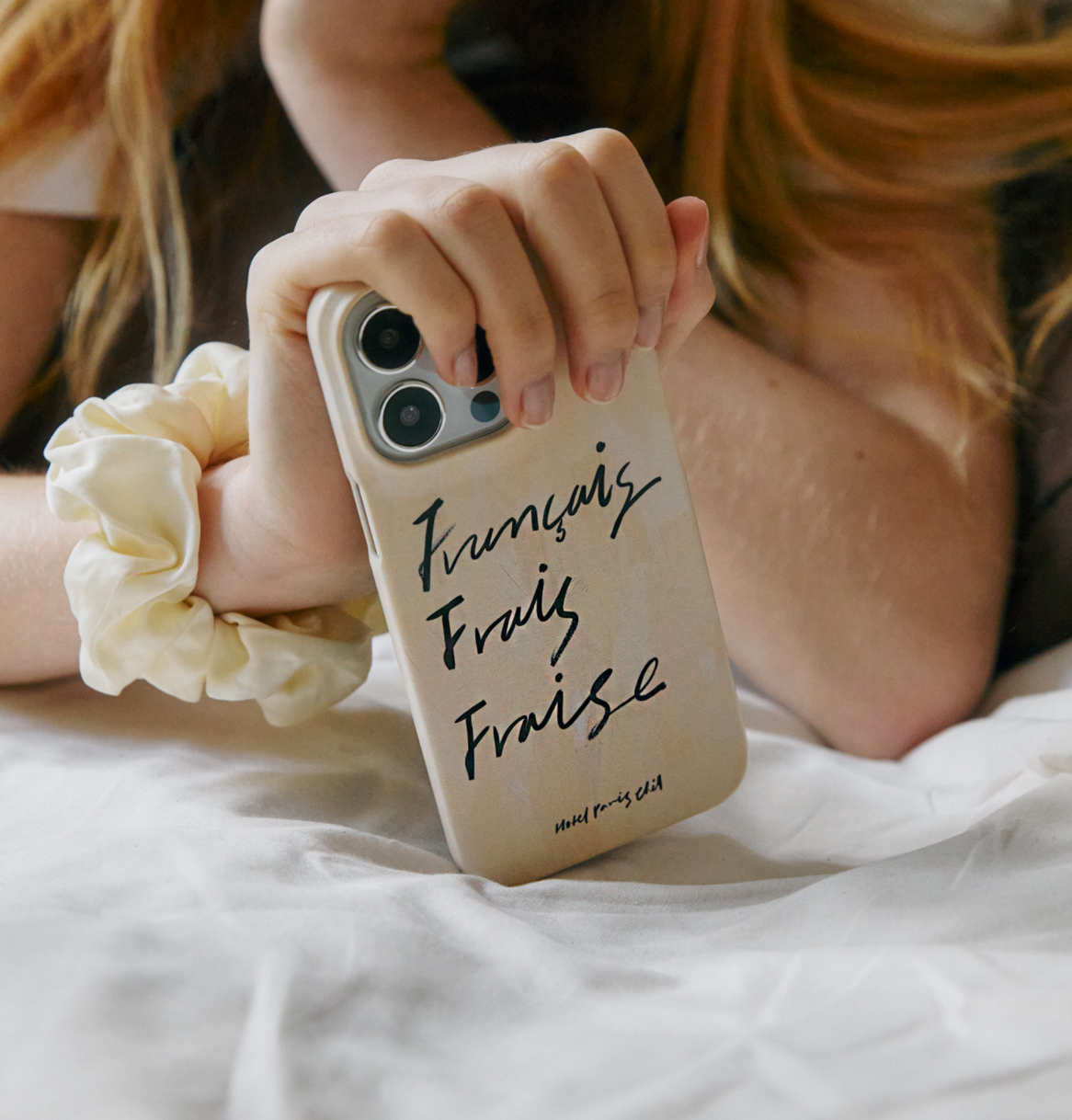 ｜HOTEL PARIS CHILL｜ Strawberry Phone Case (Ivory)