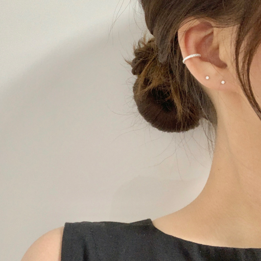 ｜DUNGEUREON｜ Five Cubic Earcuff