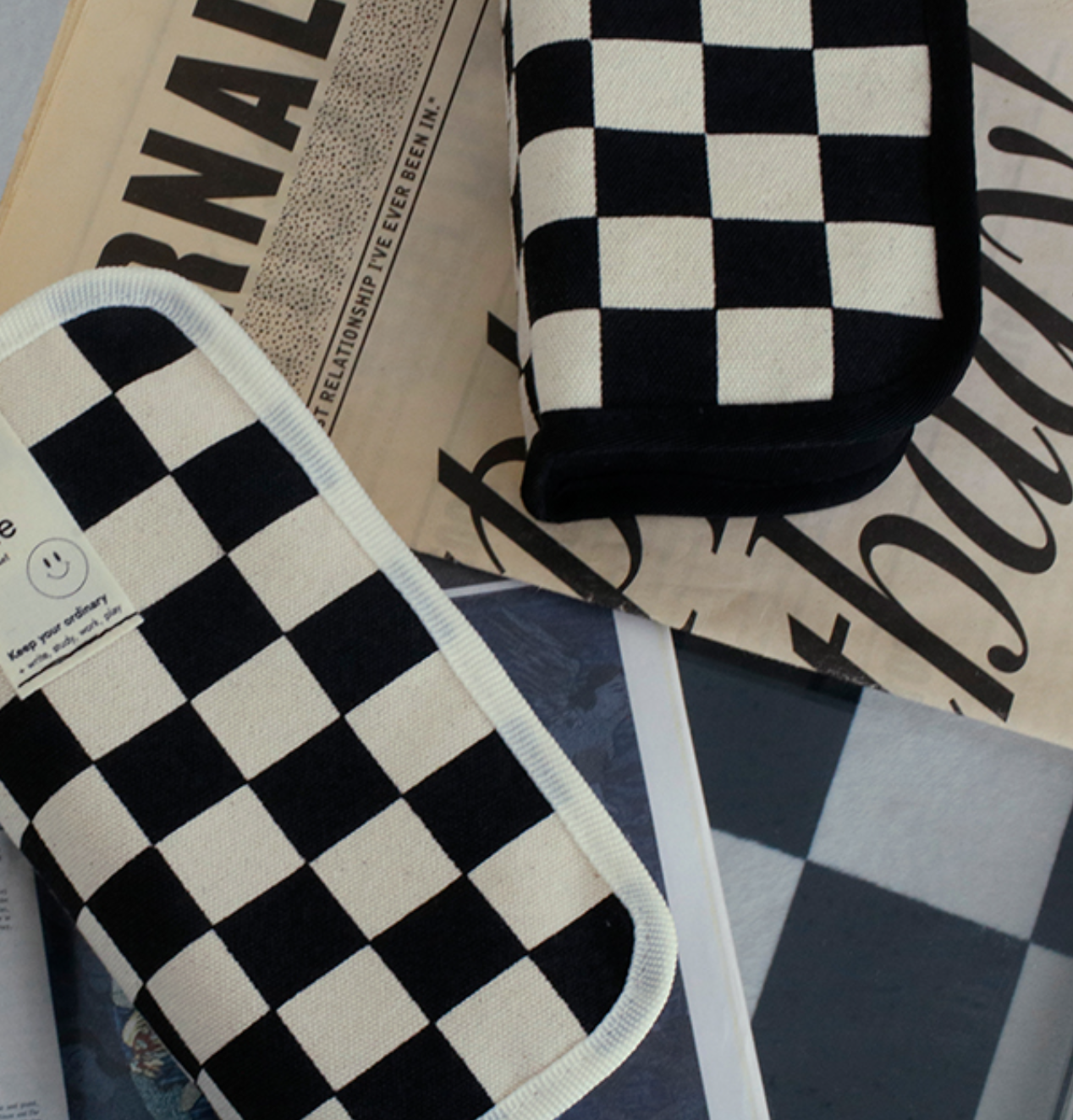 ｜BE ON D｜ On the Table Checkerboard Pencil Case