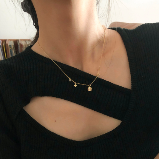 ｜DUNGEUREON｜ Daisy Silver Necklace