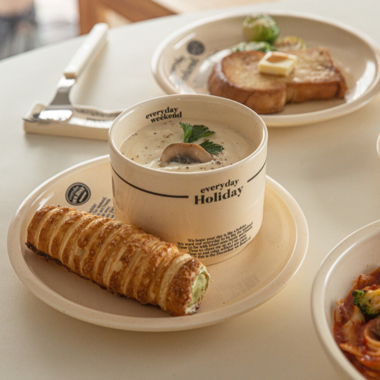 ｜momur｜ ｜weekend 4｜ Holiday Soup Bowl (Butter Black)