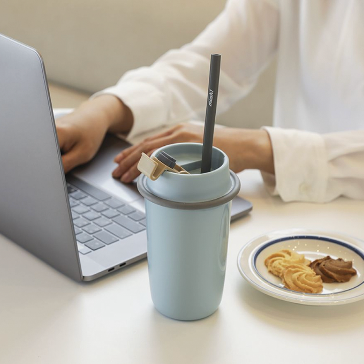 ｜mosh!｜ Latte Straw Tumbler 480ml