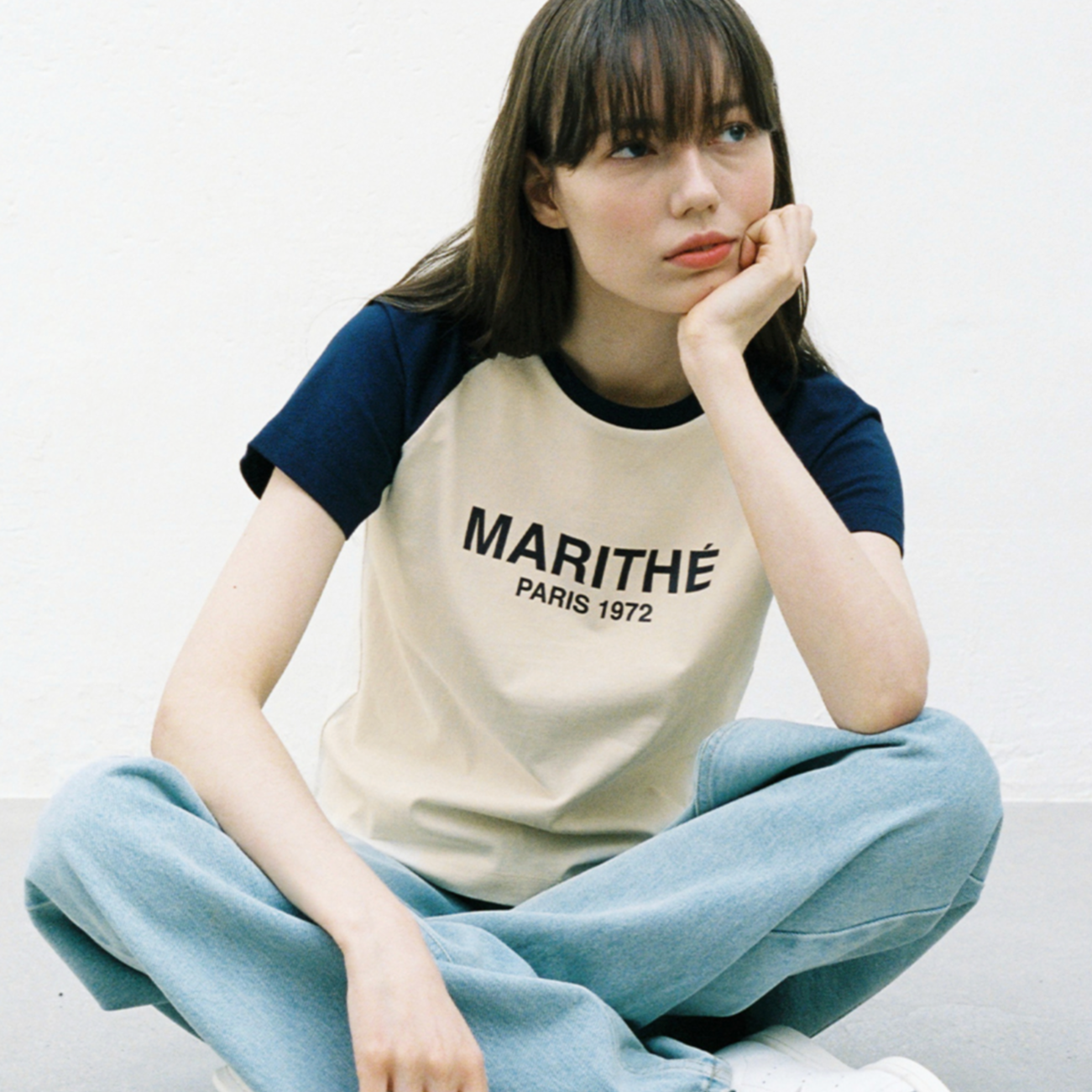 ｜MARITHÉ FRANÇOIS GIRBAUD｜ W RAGLAN REGULAR LOGO TEE (Navy)