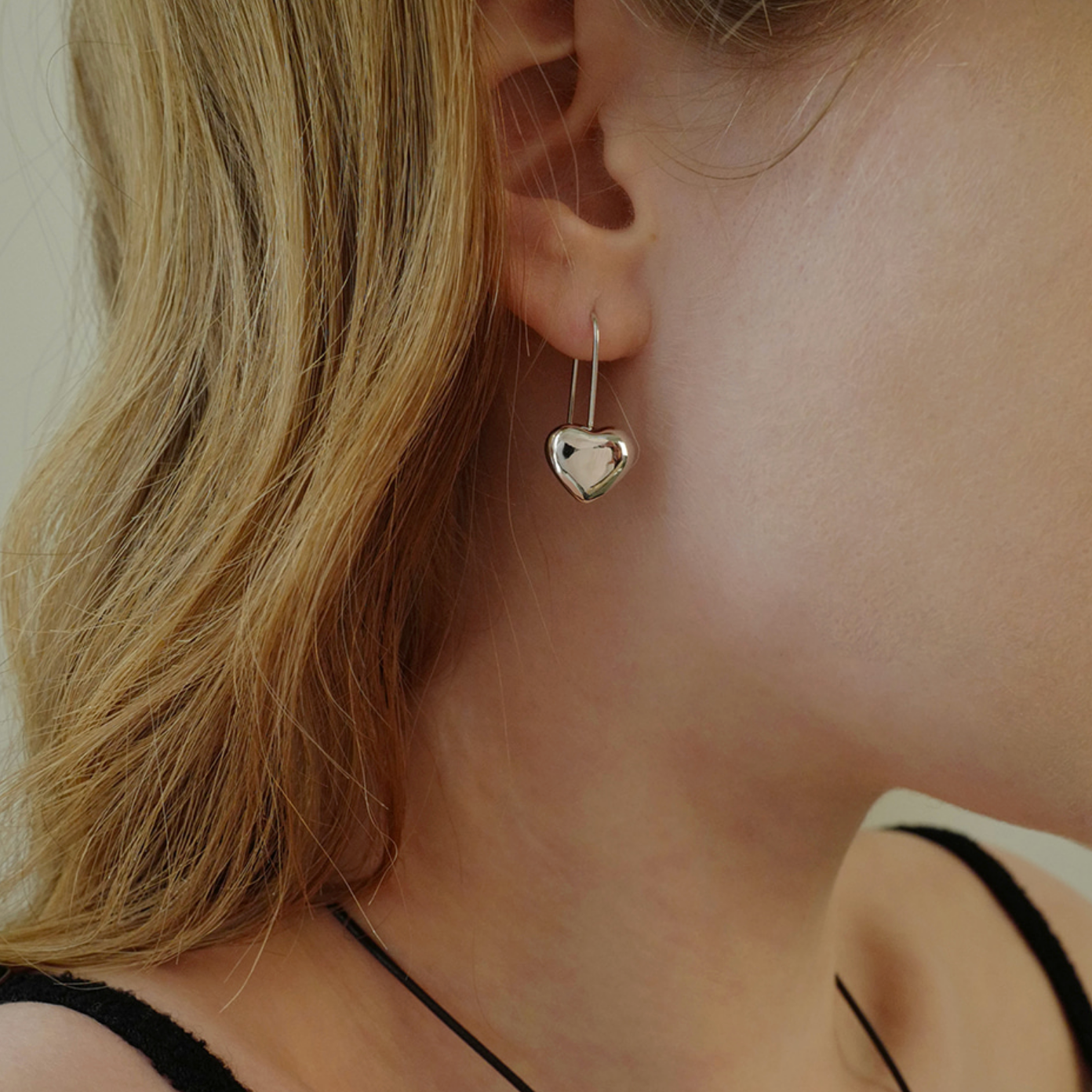 ｜fi,ore｜ Bold Heart Drop Earring