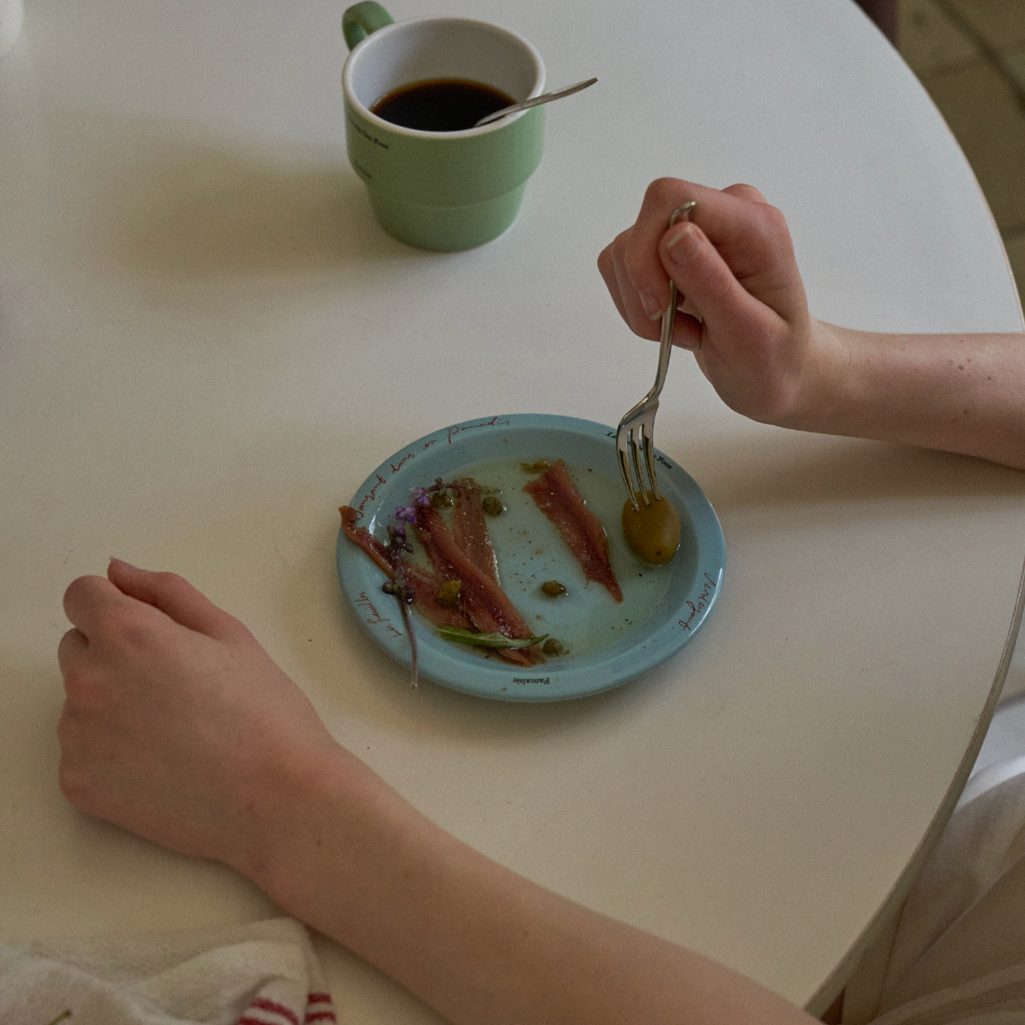 ｜HOTEL PARIS CHILL｜ Le Paradis Saucer (Sky)