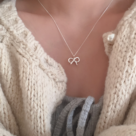 ｜moat｜ Pepe Ribbon Necklace *2type (silver925)