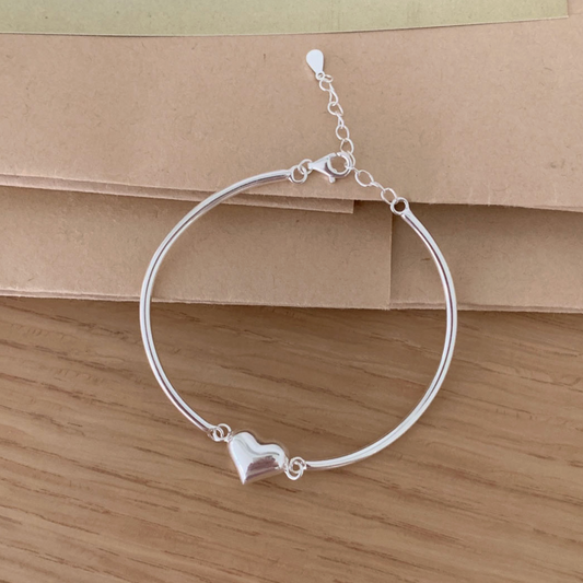 ｜SOYE PI-NE｜ Charming Heart Silver Bangle Bracelet