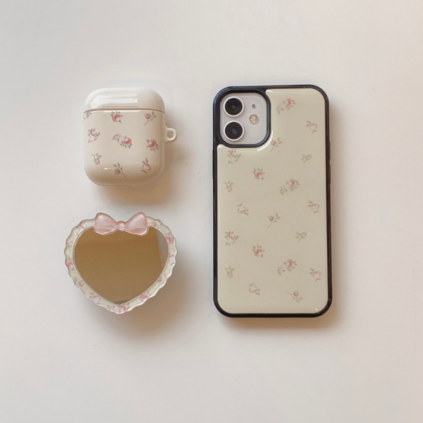 ｜Romantic Mood｜ Petit Flower Glossy Airpods Case