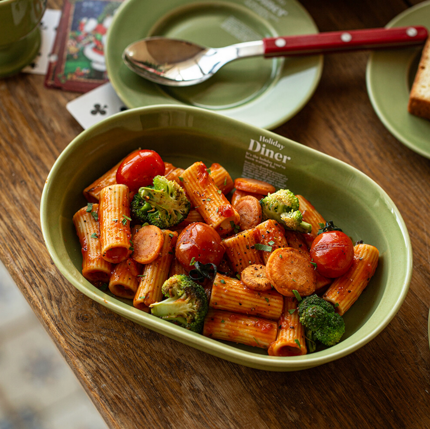 ｜momur｜ ｜weekend 7｜ Diner Oval Bowl (Broccoli)