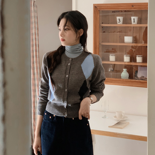 ｜SLOWAND｜ Mono Blue Argyle Cardigan