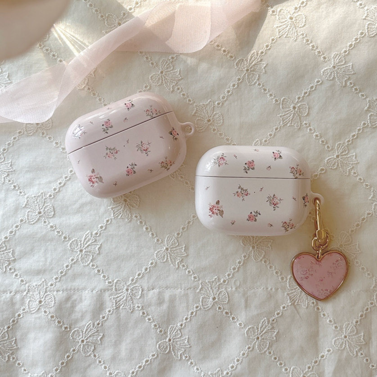 ｜Romantic Mood｜ Rose Letter Flower Airpods Case