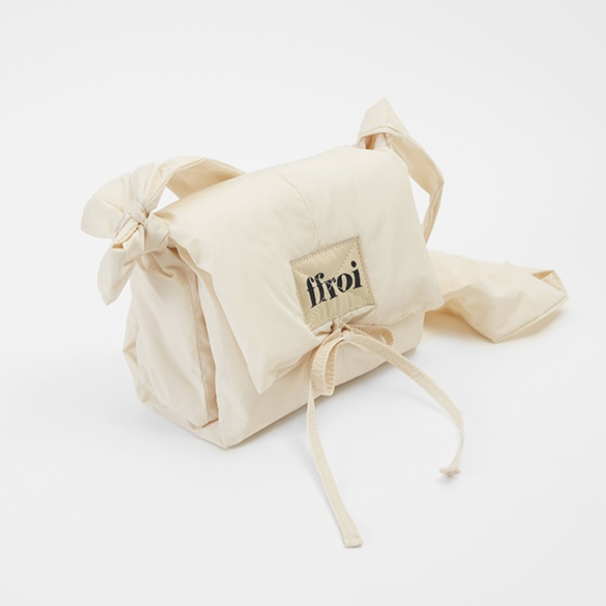 ｜FFROI｜ Breeze Bag (Ivory)