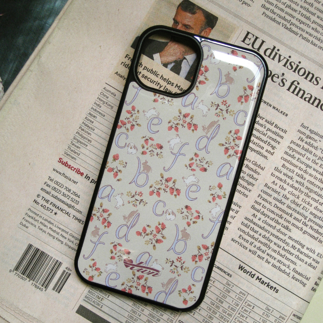 ｜twiner｜ Alphabet Rabbit Phone Case