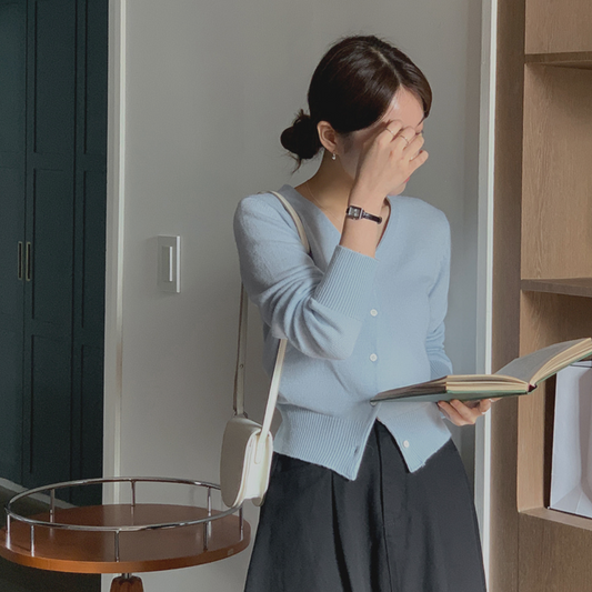 ｜FROM HEAD TO TOE｜ Aladdin V-neck Cardigan