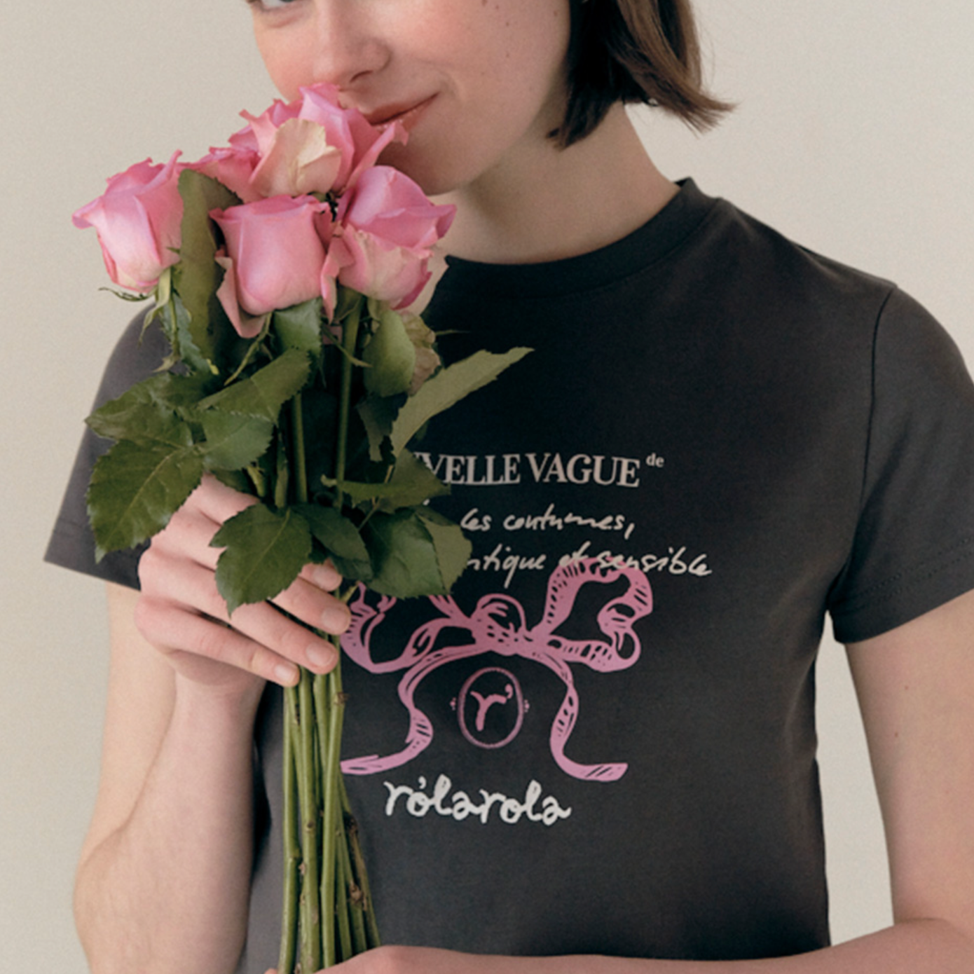 ｜rolarola｜ ROLA RIBBON HALF T-SHIRT CHARCOAL