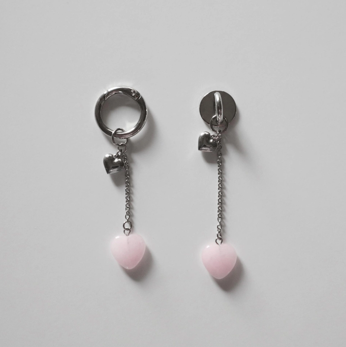 ｜hioo.kr｜ Love Fills Hearts Keyring