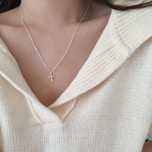 ｜moat｜ Cross Cubic Necklace (Silver925)