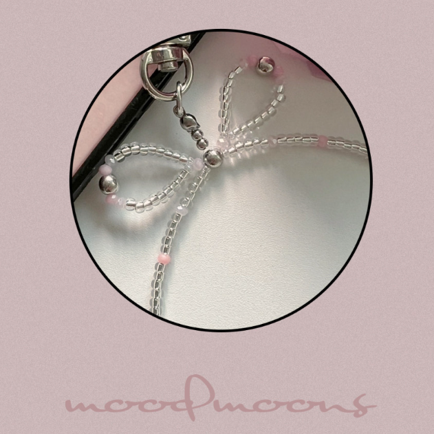 ｜moodmoons｜ Strawberry Milk Beads Keyring