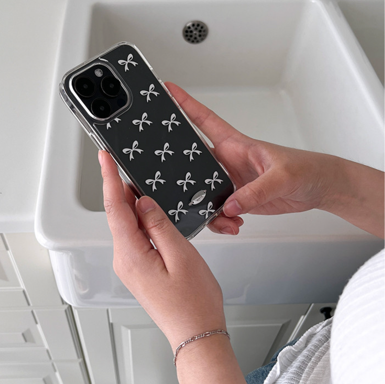 ｜Peakdrawing｜ Pure White Bow Jelly Hard Case