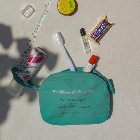 ｜HOTEL PARIS CHILL｜ Wander Pouch (Green)