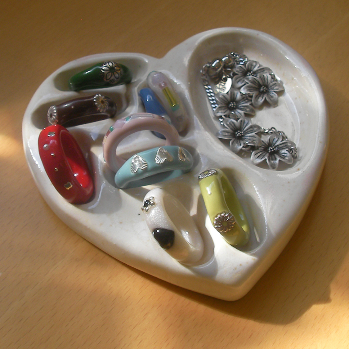 ｜nff｜ Ceramic Heart Mix Holder Oatmeal