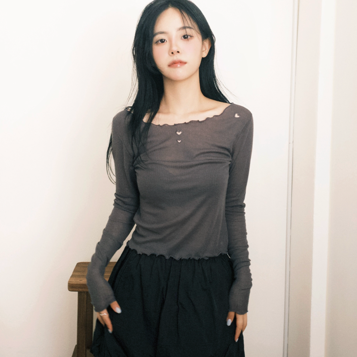 ｜SLOWAND｜ Heart Point Thin Fit Punching T-shirt