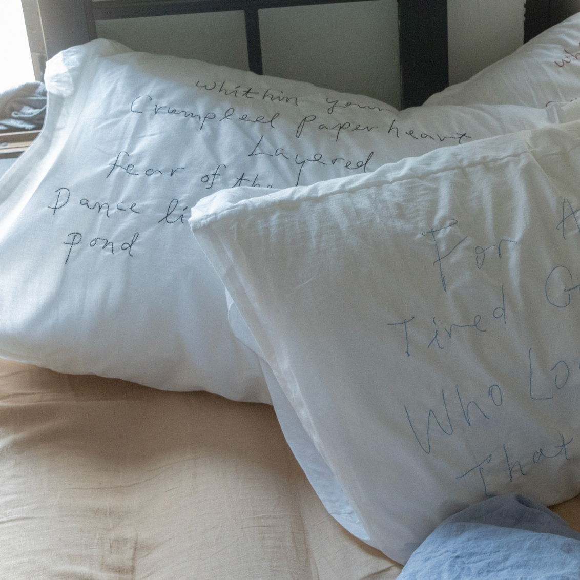 ｜HOTEL PARIS CHILL｜ on Offline Mode Cushion Cover (Black)