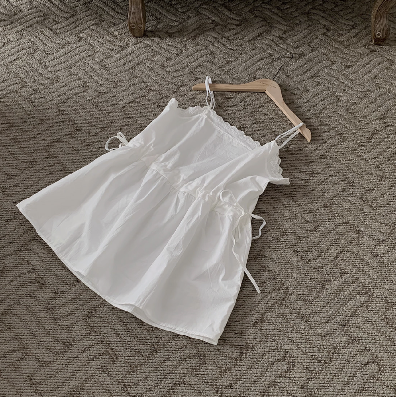 ｜CREAM CHEESE｜ Liane Pintuck Lace Bustier Sleeveless