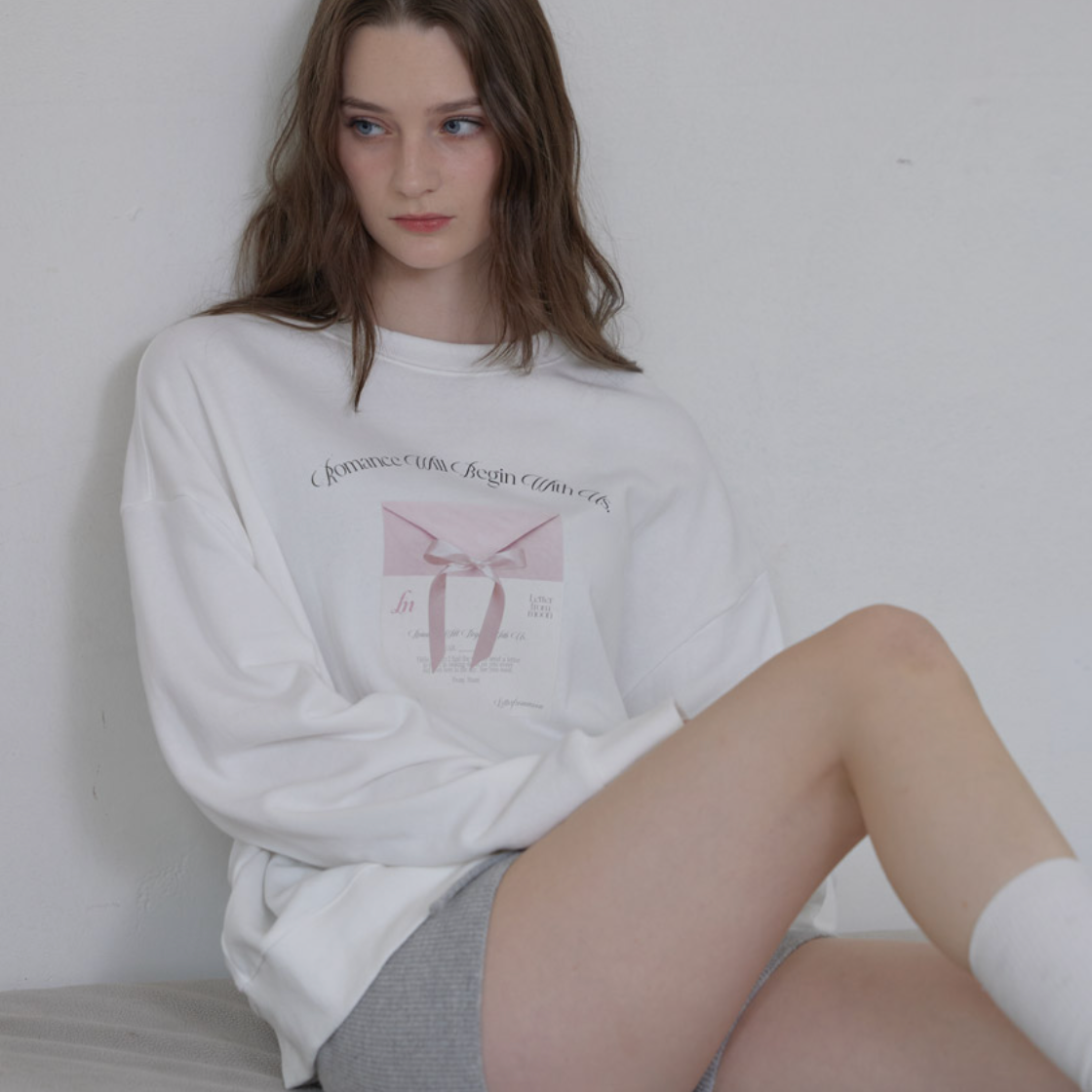 ｜Letter from Moon｜ Ribbon Letter Sweatshirt (Ivory)