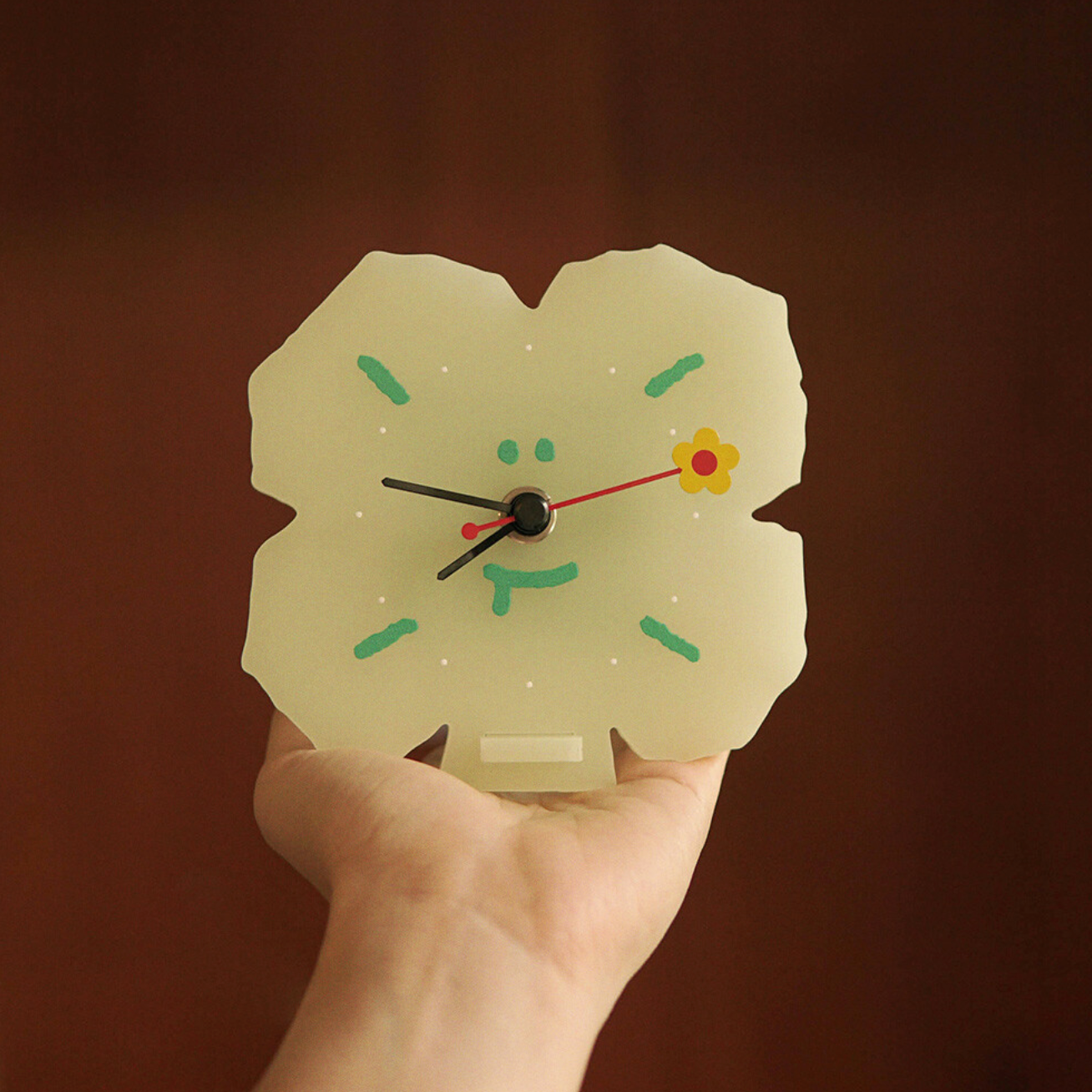 ｜ahmugae｜ Luminous Clover Desk Clock