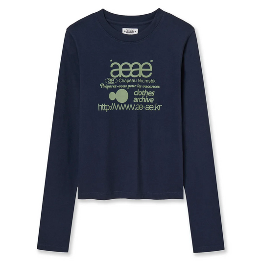 ｜aeae｜ WEB LOGO CROP L/S ｜NAVY｜