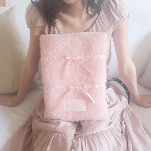 ｜COZING｜ Fur Ribbon Notebook Pouch Pink