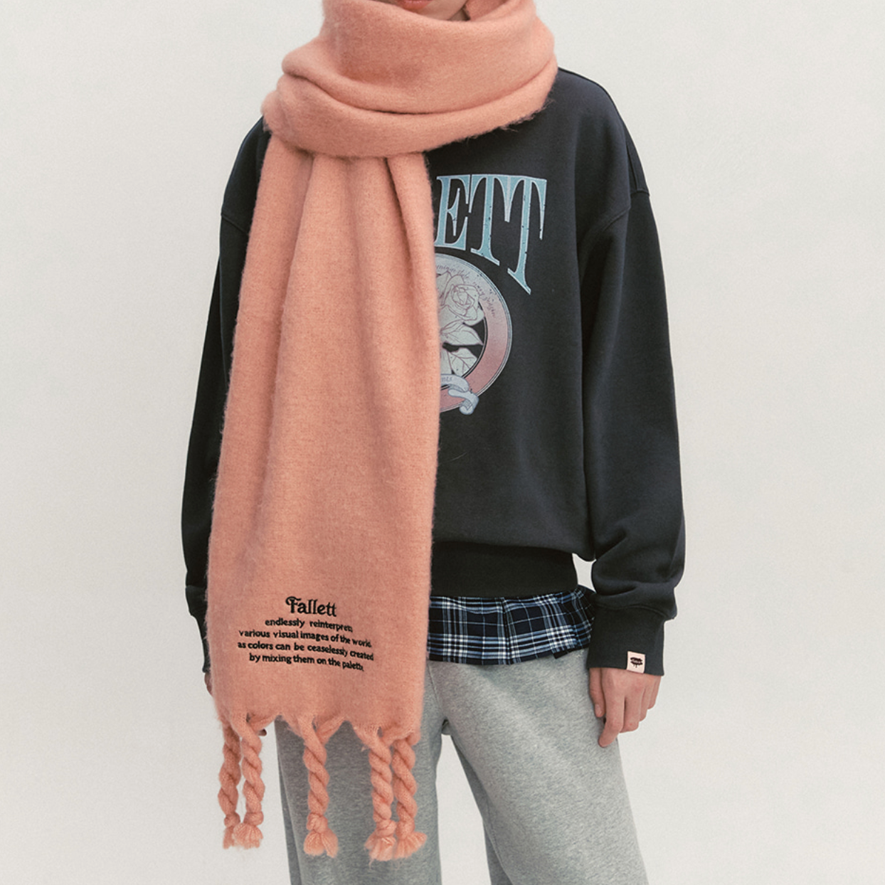 ｜Fallett｜ Oversized Story Logo Muffler Pink