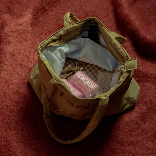 ｜HOTEL PARIS CHILL｜ Paper Heart Puffer Tote Bag (Olive)