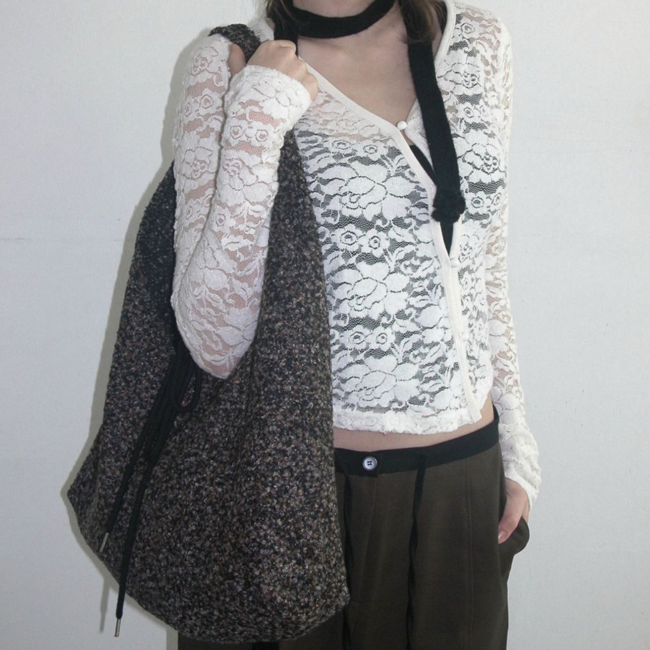 ｜VOOR｜ Jeanne Knit Shoulder Bag Black