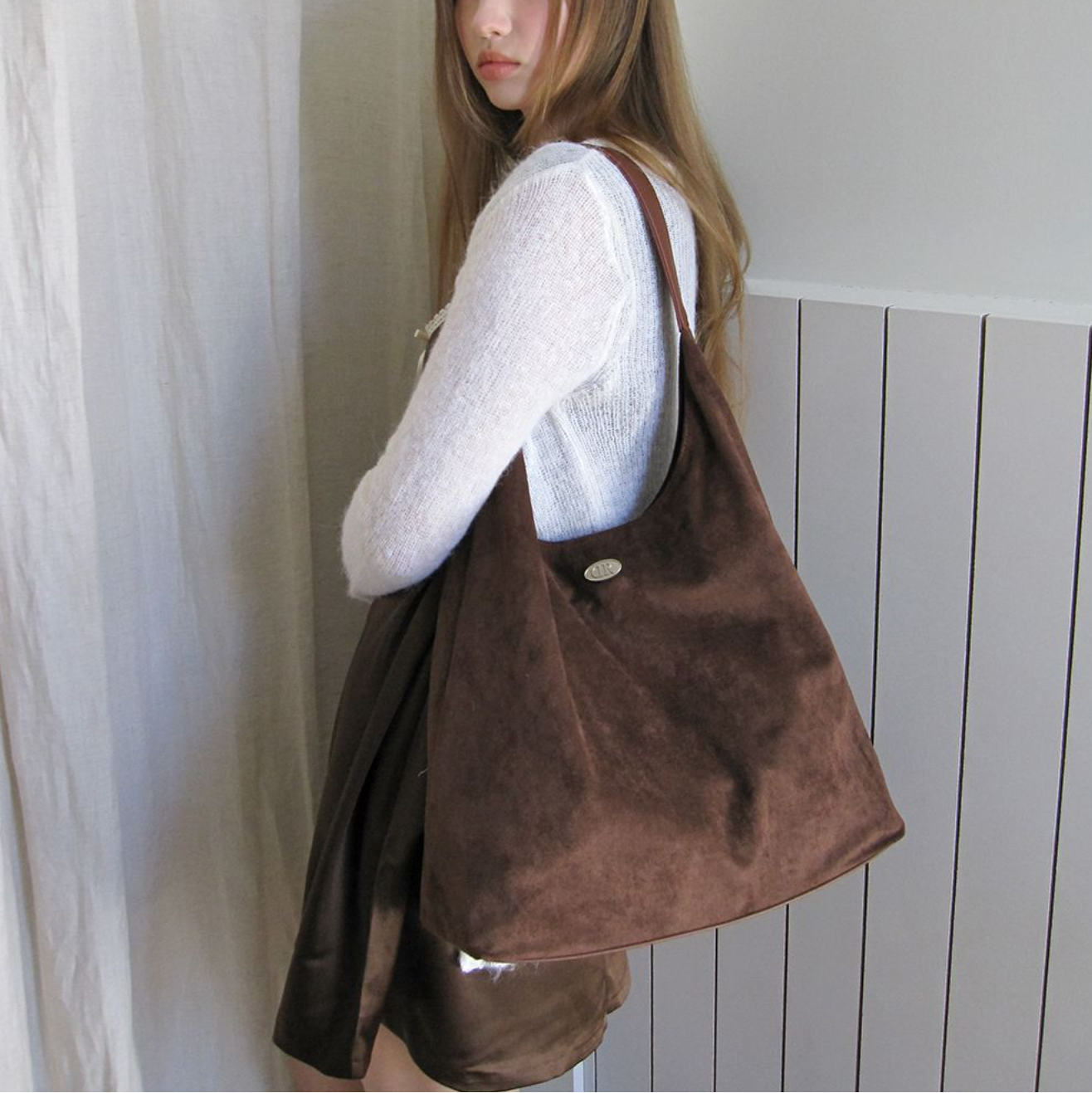 ｜DUMARO｜ Merci Suede Shoulder Bag / Coffee