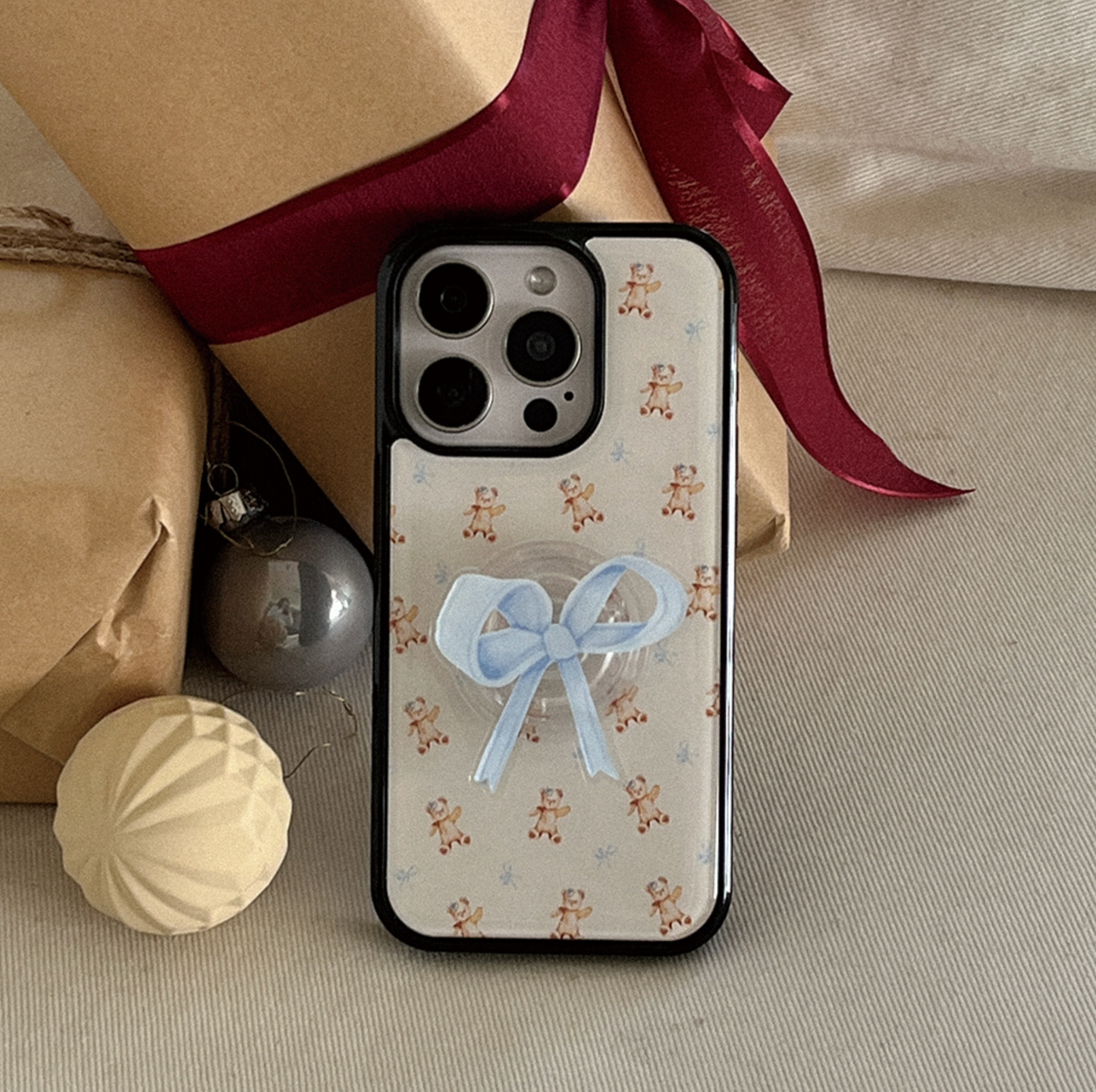 ｜Mademoment｜ Fluffy Bear Pattern Epoxy Bumper Case