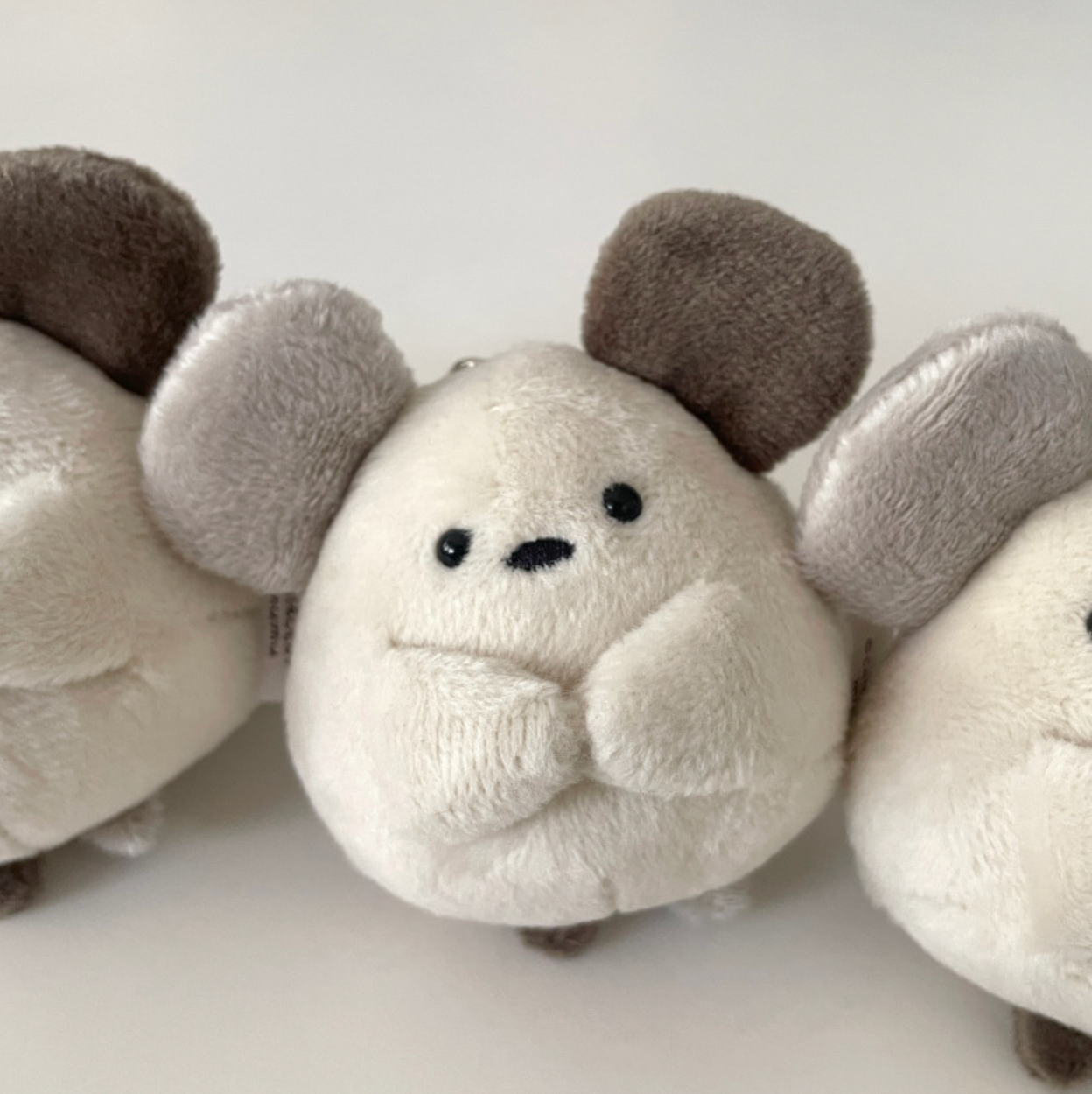 ｜collector mumu｜ 얼룩콩쥐 Keyring (Grey)