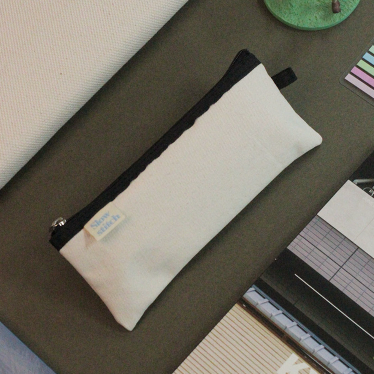｜SLOWSTITCH｜ Pencil Case (Ivory & Black)