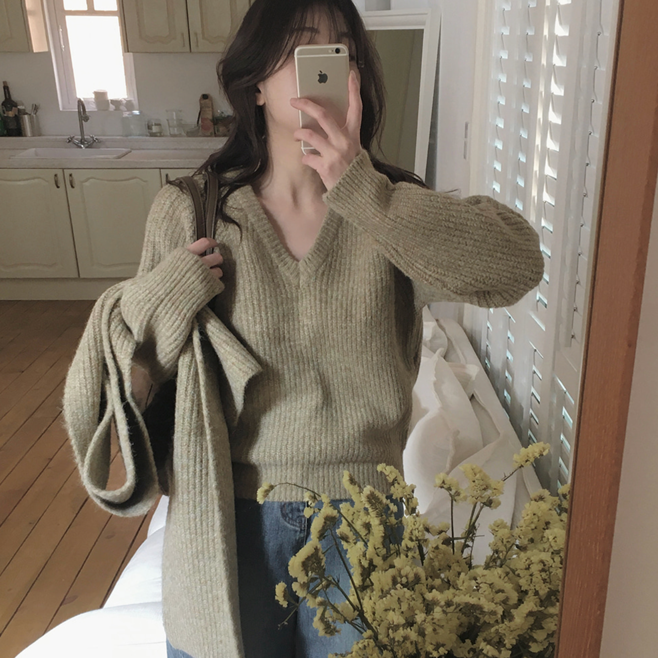 ｜SLOWAND｜ # SLOWMADE Muffler Set All Day V-Neck Knitwear