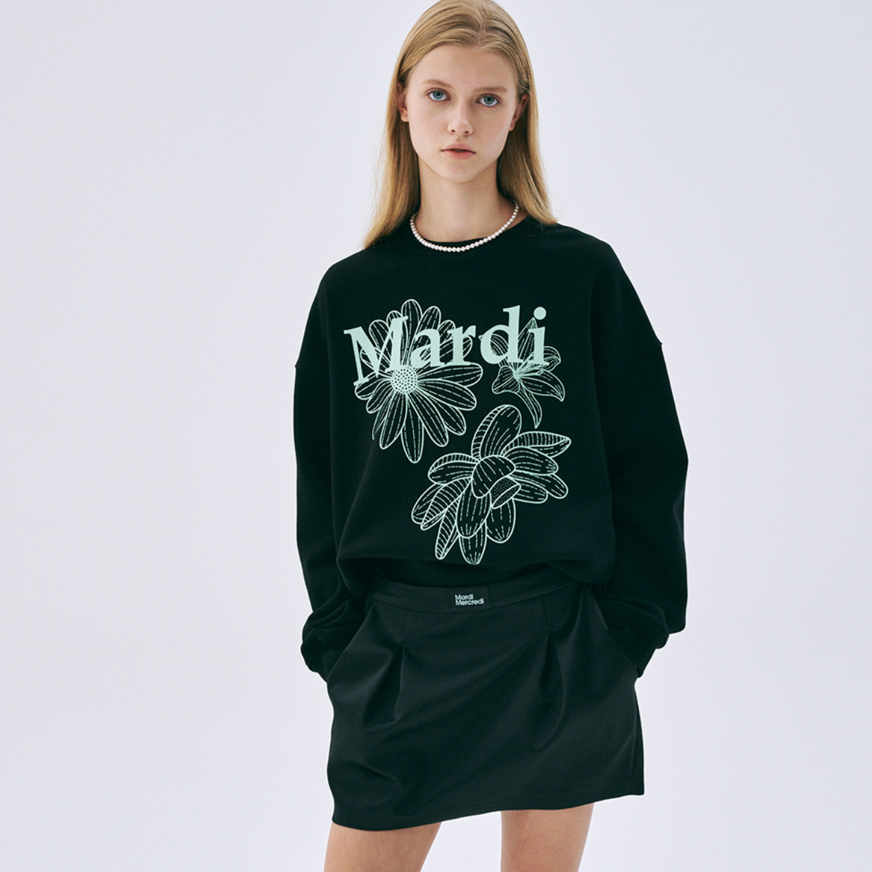 ｜MARDI MERCREDI｜ SWEATSHIRT TRIPLE FLOWER BLACK MINT