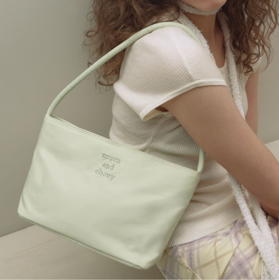 ｜mucu and ebony｜ Near Flat Bag Pistachio