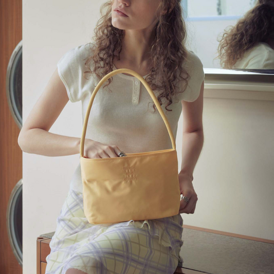 ｜mucu and ebony｜ Near Flat Bag Apricot