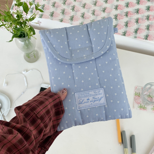 ｜OLIVET｜ The Olivet House Digital Pouch (Sky Star)