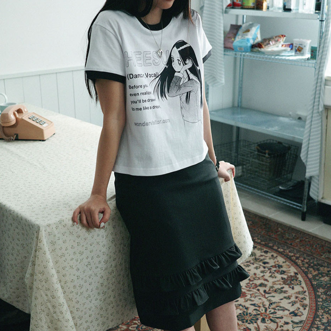 ｜WONDERVISITOR｜ HEESU pfp Ringer T-shirt (White)