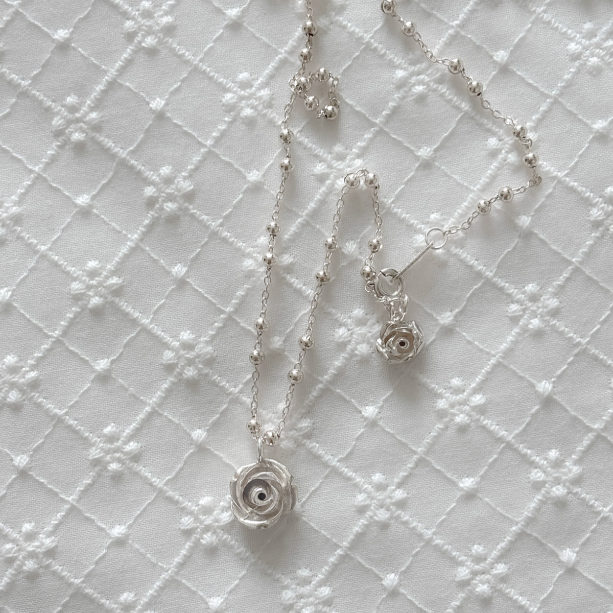 ｜PAIR OF LOVE｜ ANGEL ROSE ROSE NECKLACE