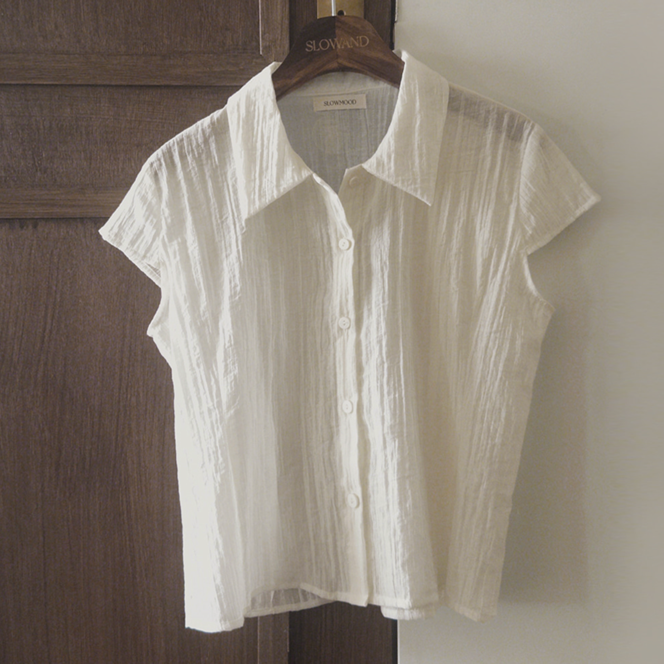 ｜SLOWAND｜ #SLOWMADE Kinda Cap Sleeve Blouse