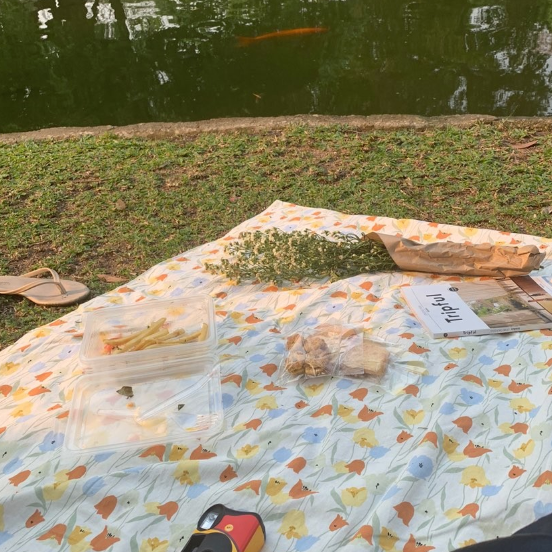 ｜ONMYOWN｜ Tulip Picnic Mat