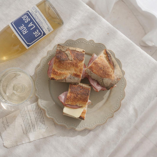 ｜Bracket Table｜ Vintage Plate