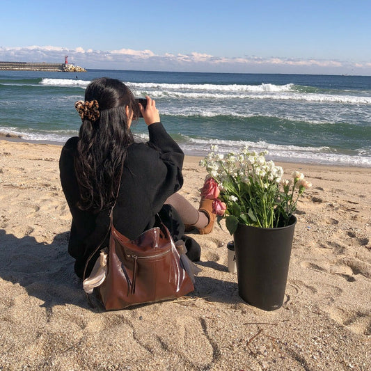 ｜ovuni｜ PILLOW RIBBON BAG (BROWN)